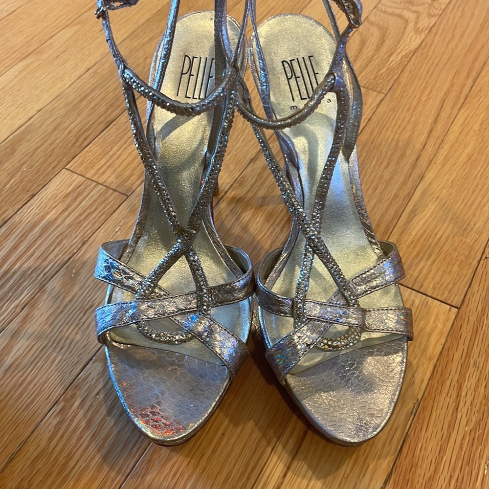 Pelle Moda Platino Snake Glitter Fabric Size 8